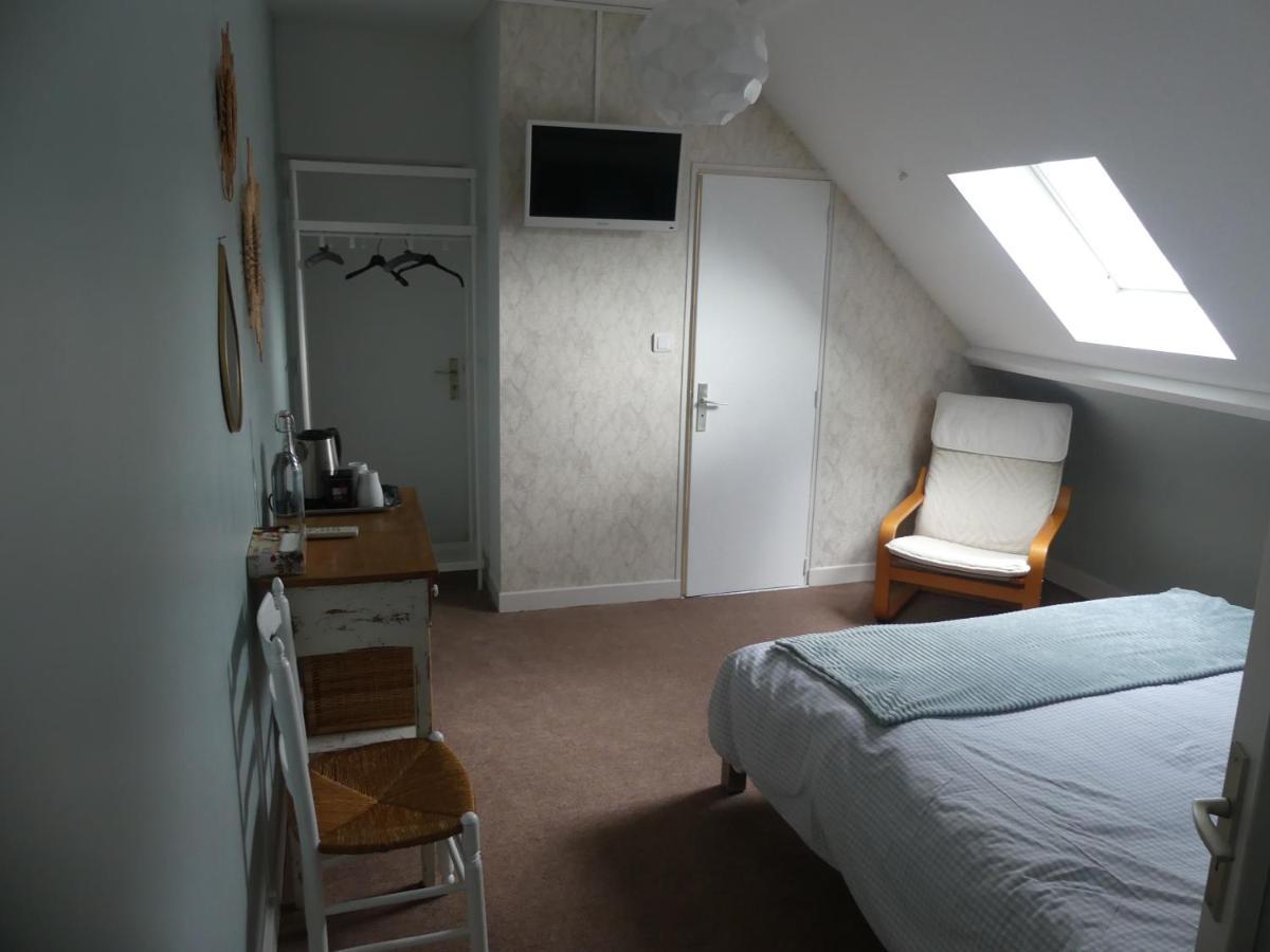 Le Clos Fleuri - Chambres D'Hotes อังแซ็ง ภายนอก รูปภาพ